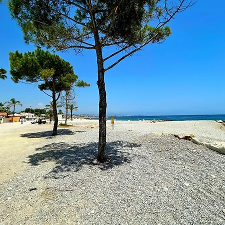 Royal Cap Apartmán Villeneuve-Loubet
